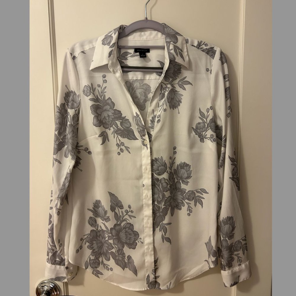 Ann Taylor Essential Shirt - White Floral, Size Small